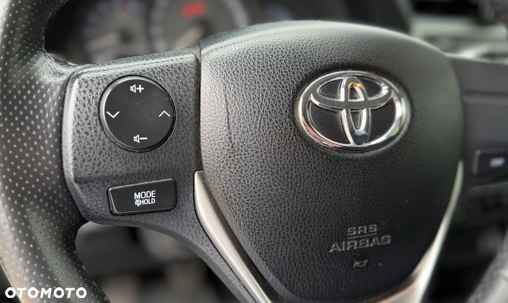 Toyota Auris 1.4 D-4D Life - 21
