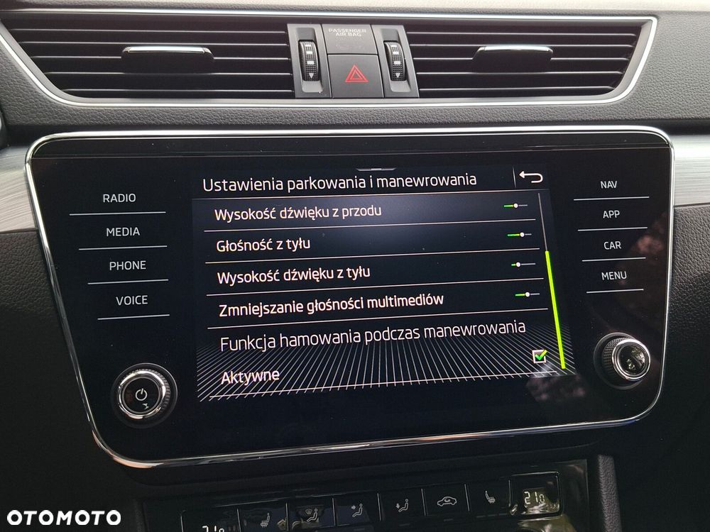 Skoda Superb 1.5 TSI Ambition DSG - 37