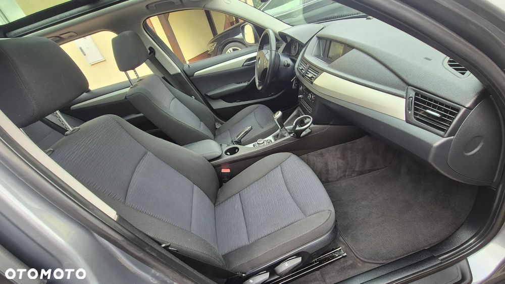 BMW X1 xDrive20d - 21