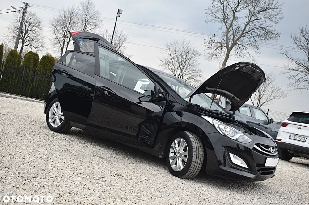 Hyundai i30 1.6 CRDI Trend - 16