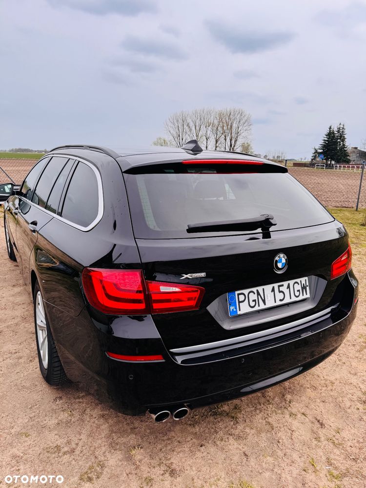 BMW Seria 5 520d xDrive Luxury Line - 2
