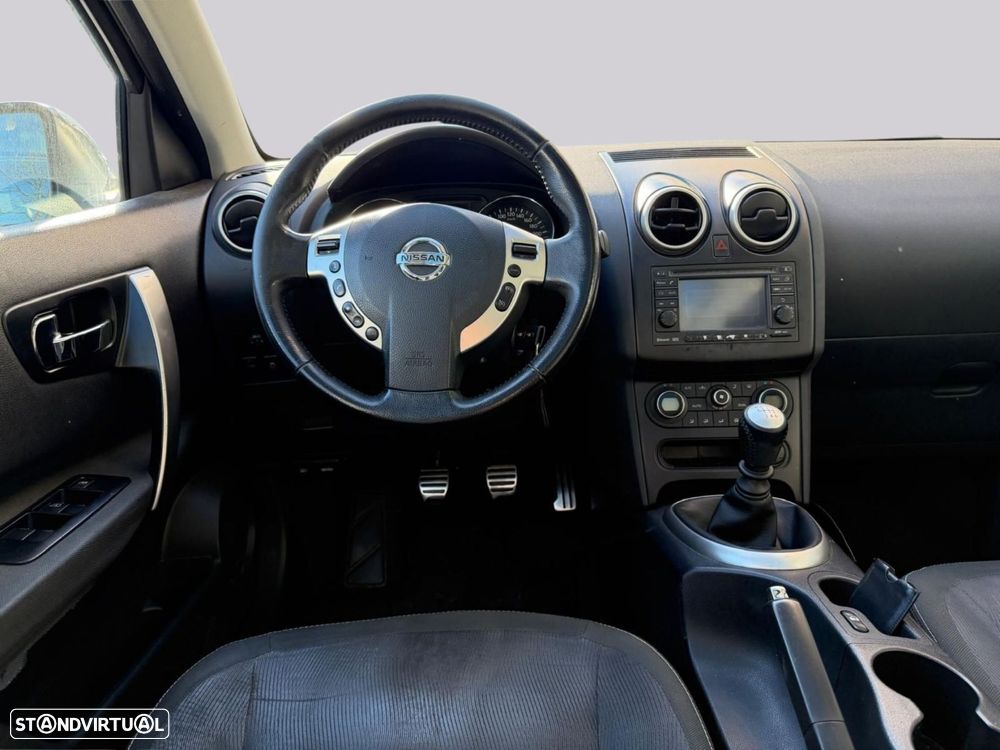 Nissan Qashqai - 11