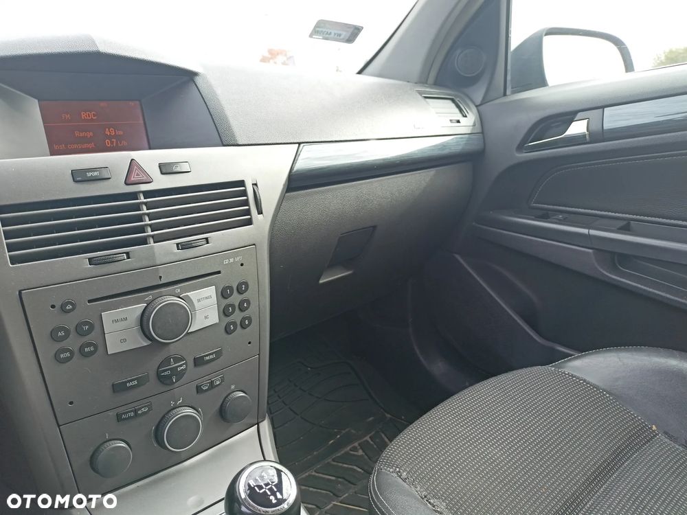 Opel Astra 1.7 CDTI Cosmo - 11