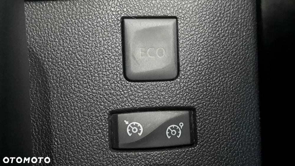 Renault Captur TCe 150 EDC GPF INTENS - 23