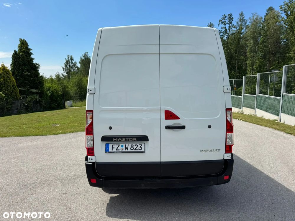 Renault Master - 22