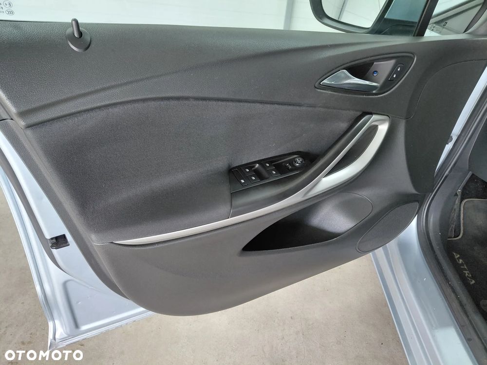 Opel Astra 1.6 CDTI Enjoy S&S - 31