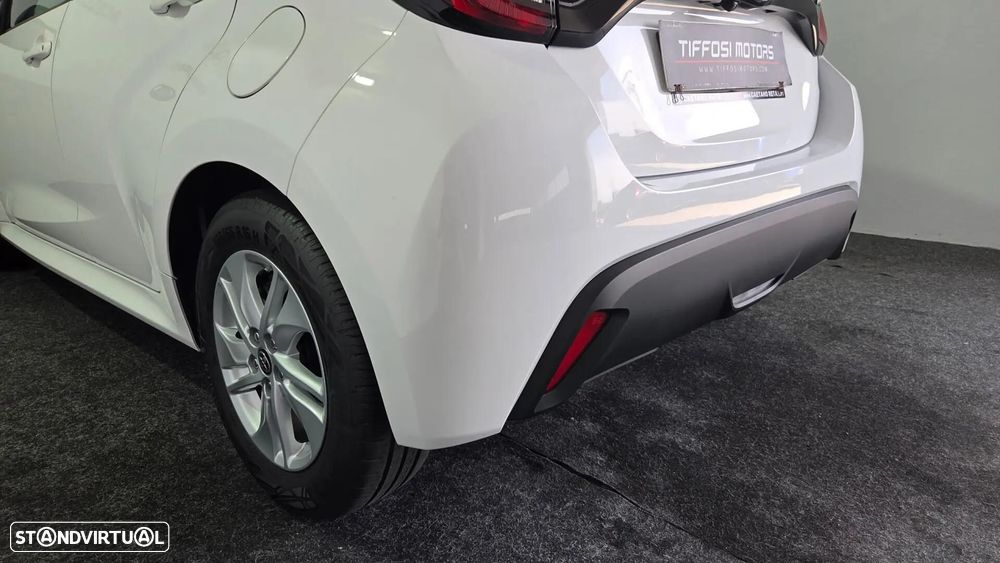 Toyota Yaris 1.5 HDF Comfort Plus - 11