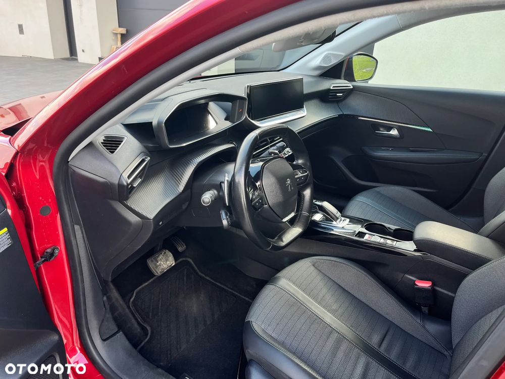 Peugeot 208 PureTech 100 EAT8 Allure Pack - 10