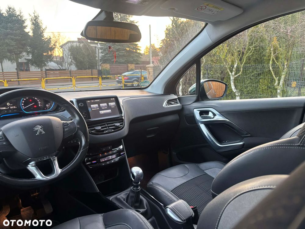 Peugeot 2008 BlueHDi FAP 120 STOP & START Business-Line - 22