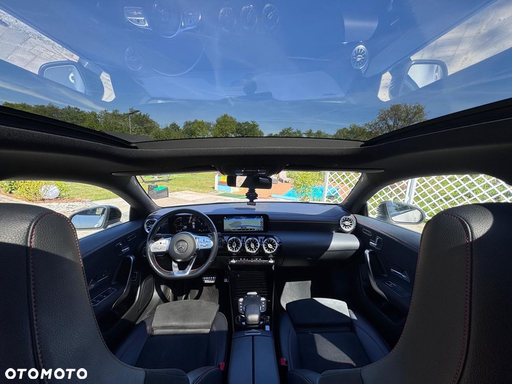 Mercedes-Benz CLA 250 AMG Line 7G-DCT - 24