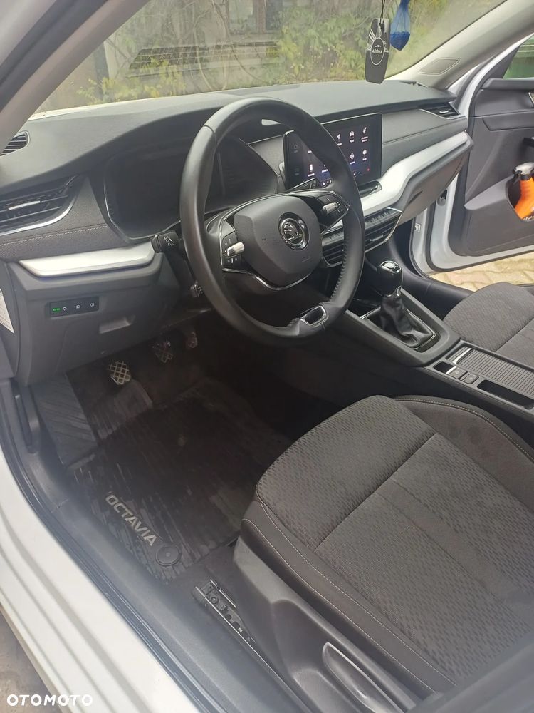 Skoda Octavia 1.5 TSI ACT Style - 12