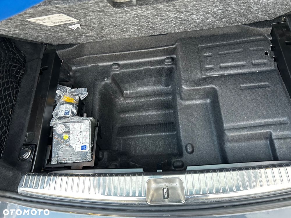 Mercedes-Benz Klasa C 200 (BlueTEC) d T 7G-TRONIC - 24