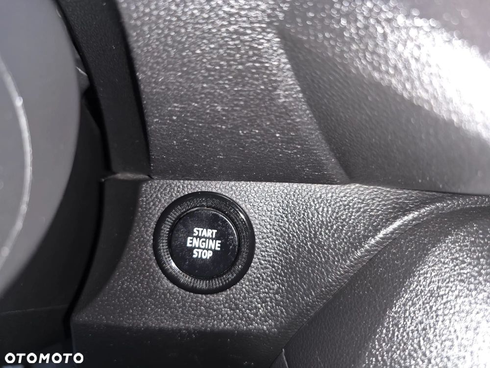 Dacia Sandero TCe 90 Journey - 25