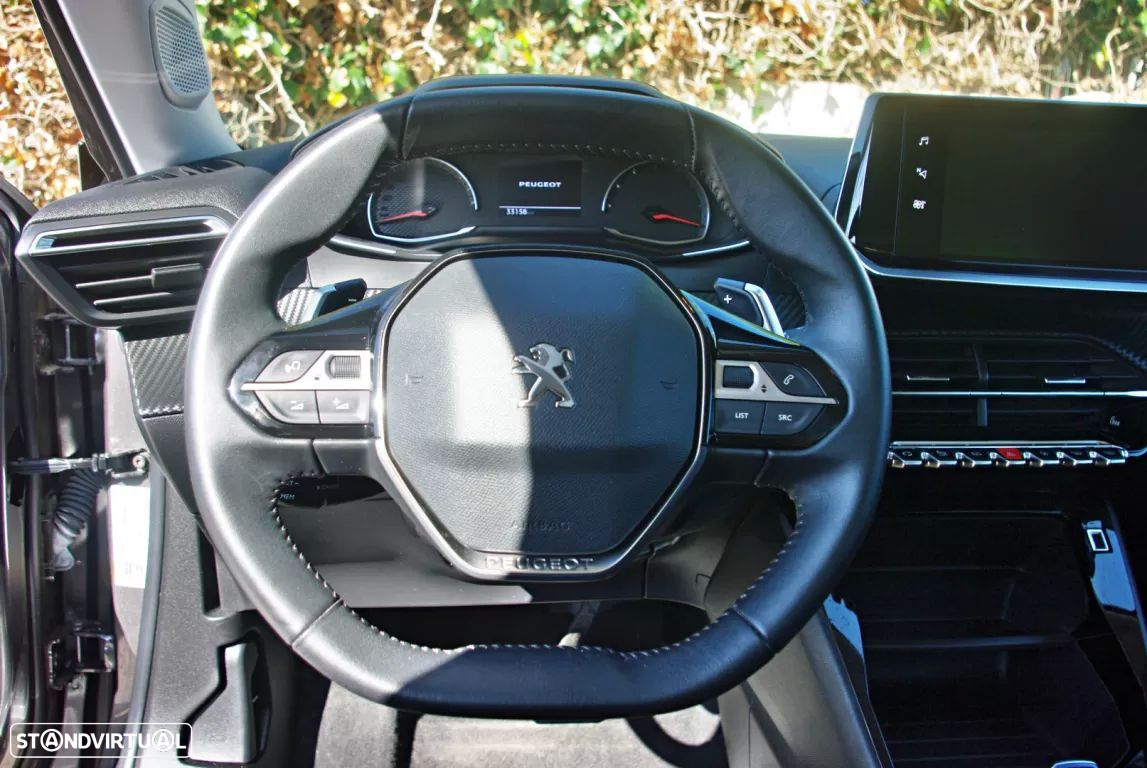 Peugeot 2008 1.2 PureTech Active Pack EAT8 - 27