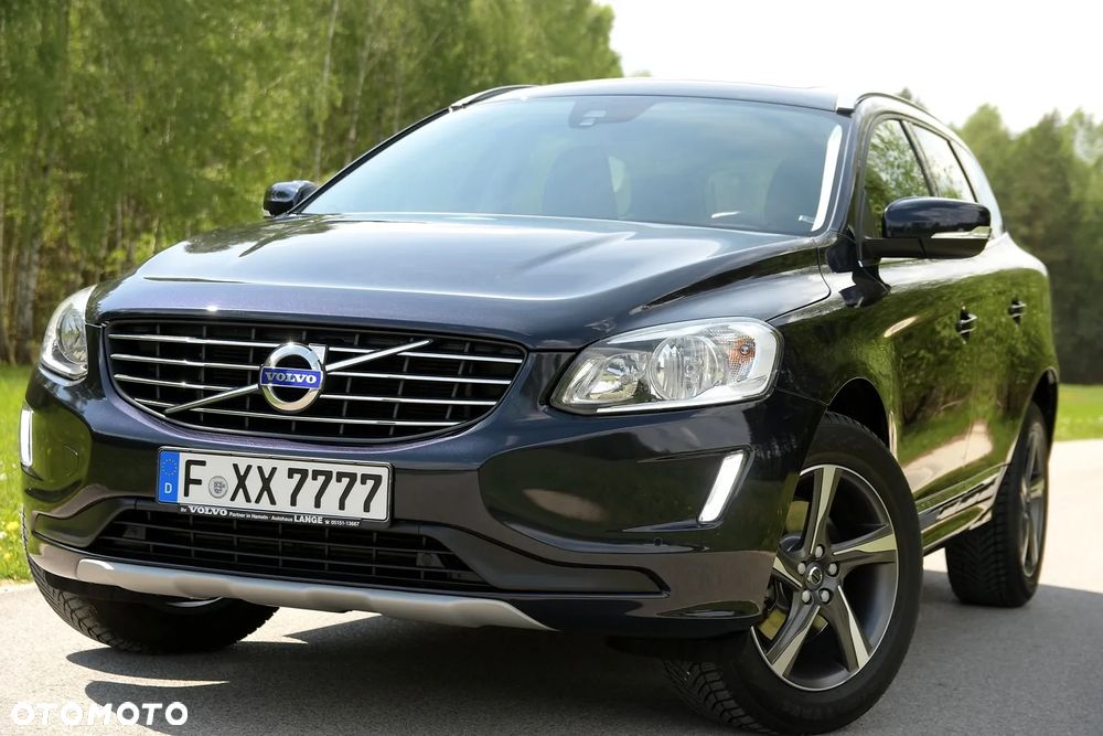 Volvo XC 60 D3 Drive-E Ocean Race - 11
