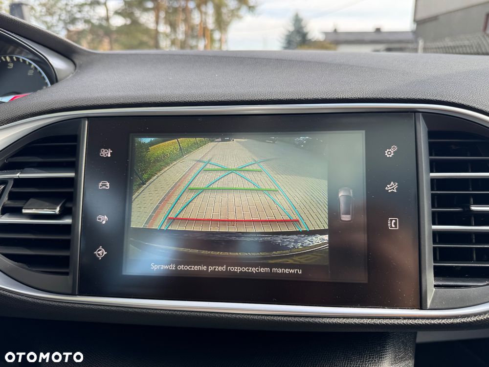 Peugeot 308 2.0 HDi Allure - 32