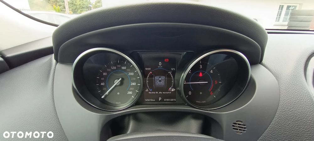 Jaguar F-Pace 20d Portfolio - 32