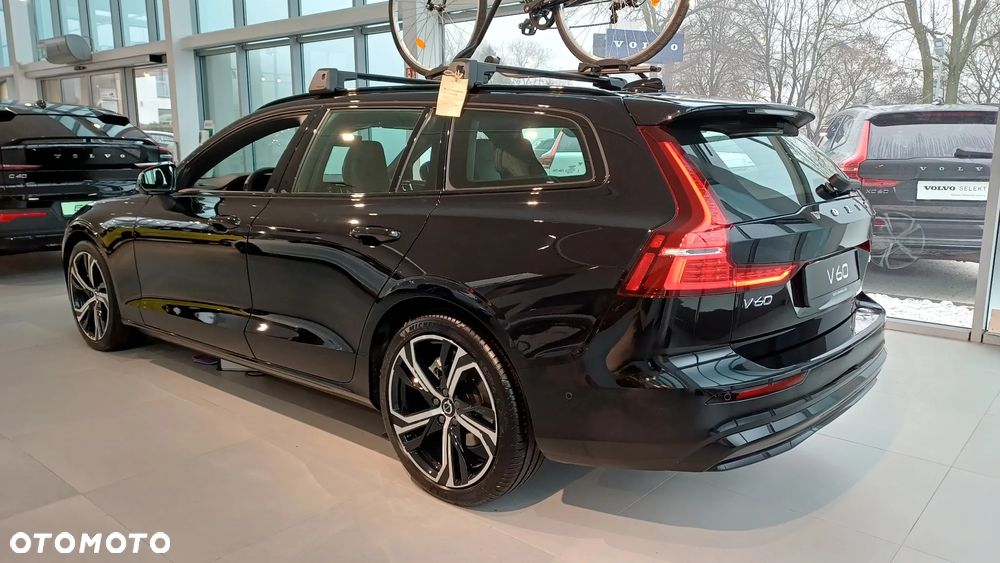 Volvo V60 B4 B Plus Dark - 3