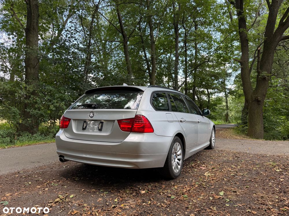 BMW Seria 3 320d DPF - 9