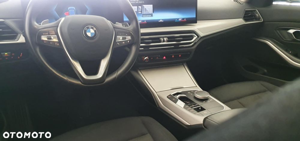BMW Seria 3 320d xDrive - 6