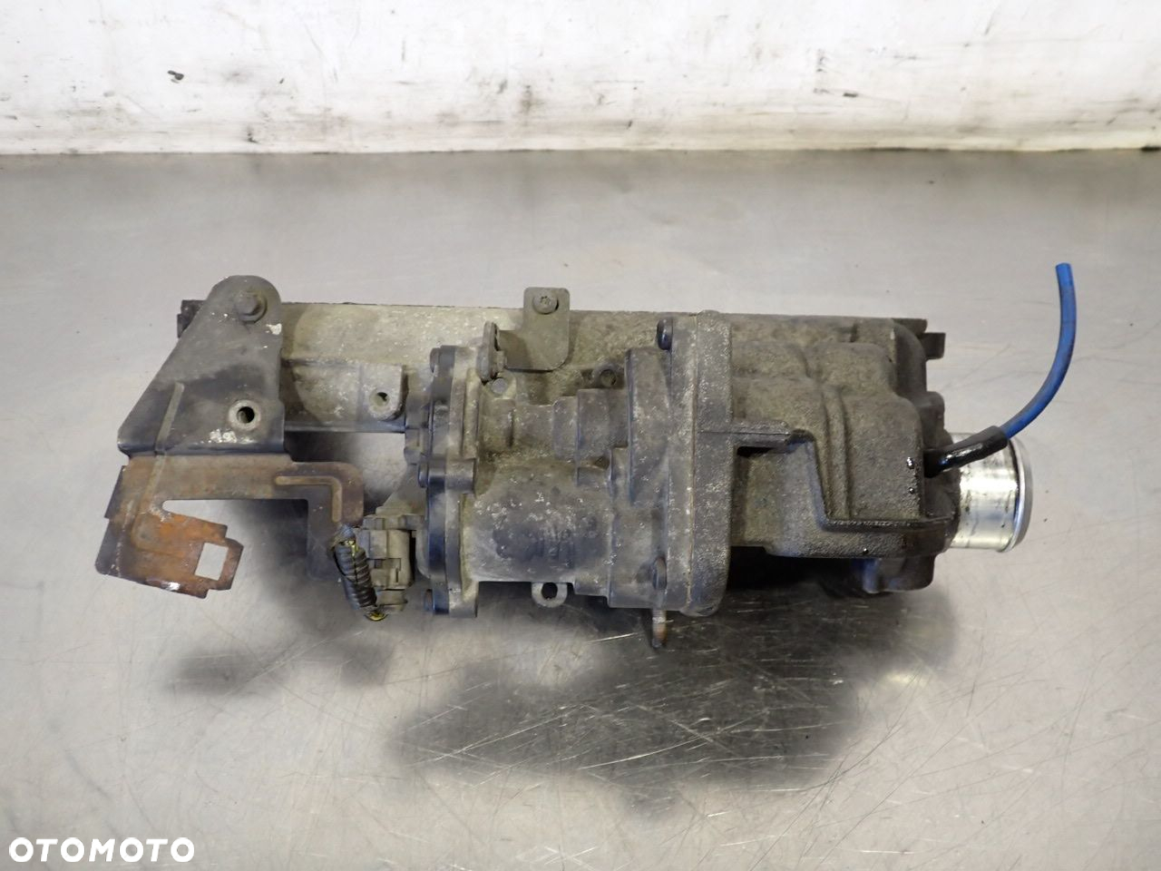 KOLEKTOR SSĄCY FORD FOCUS MK2 LIFT 4M5Q-9424-CC   KKDA-7D17701 - 2