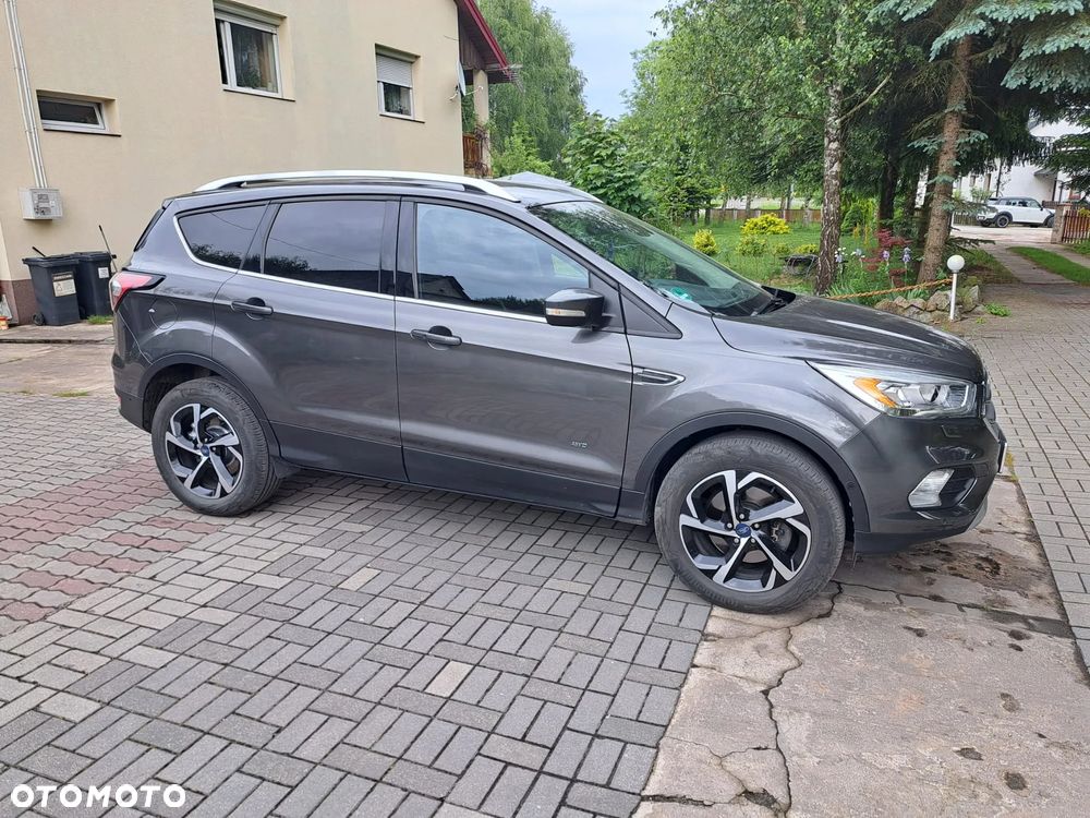 Ford Kuga 2.0 TDCi AWD Titanium - 3