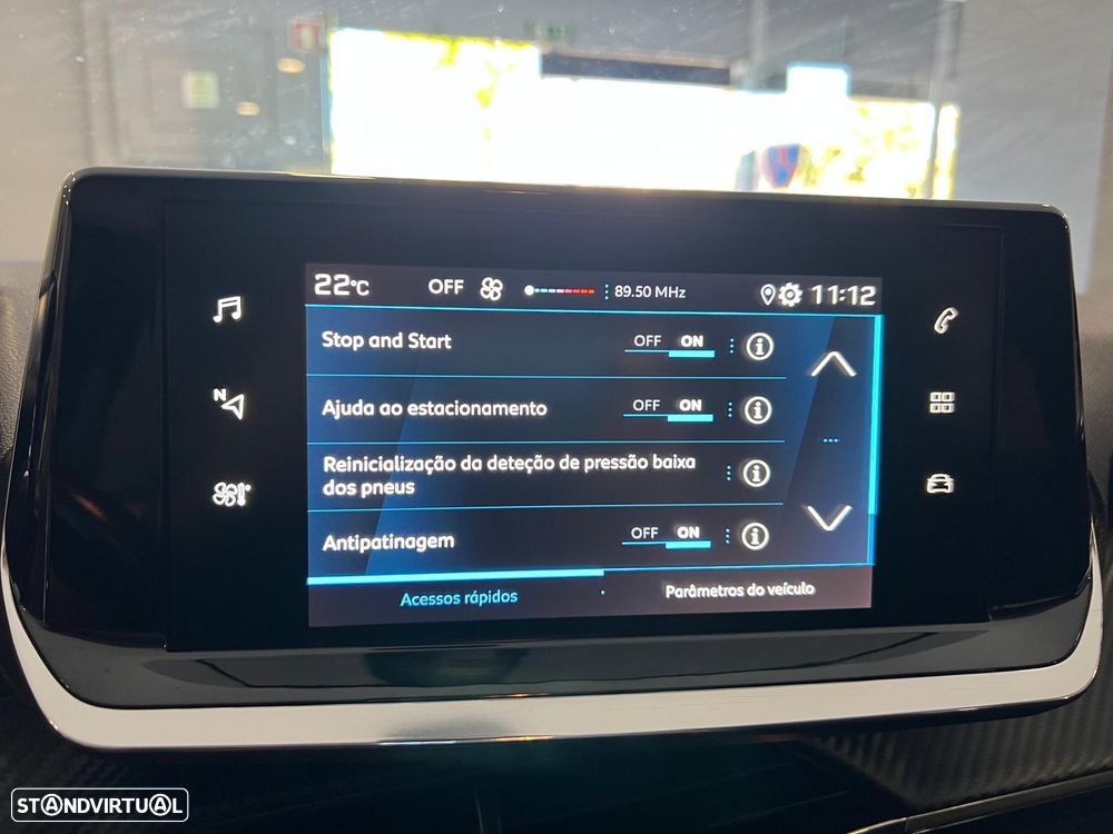 Peugeot 208 1.2 PureTech Active Pack - 26