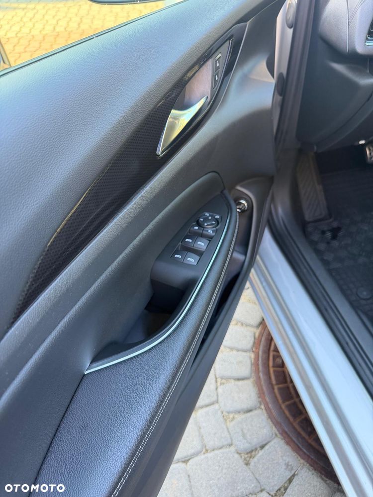 Opel Insignia 2.0 CDTI 4x4 Elegance S&S - 8