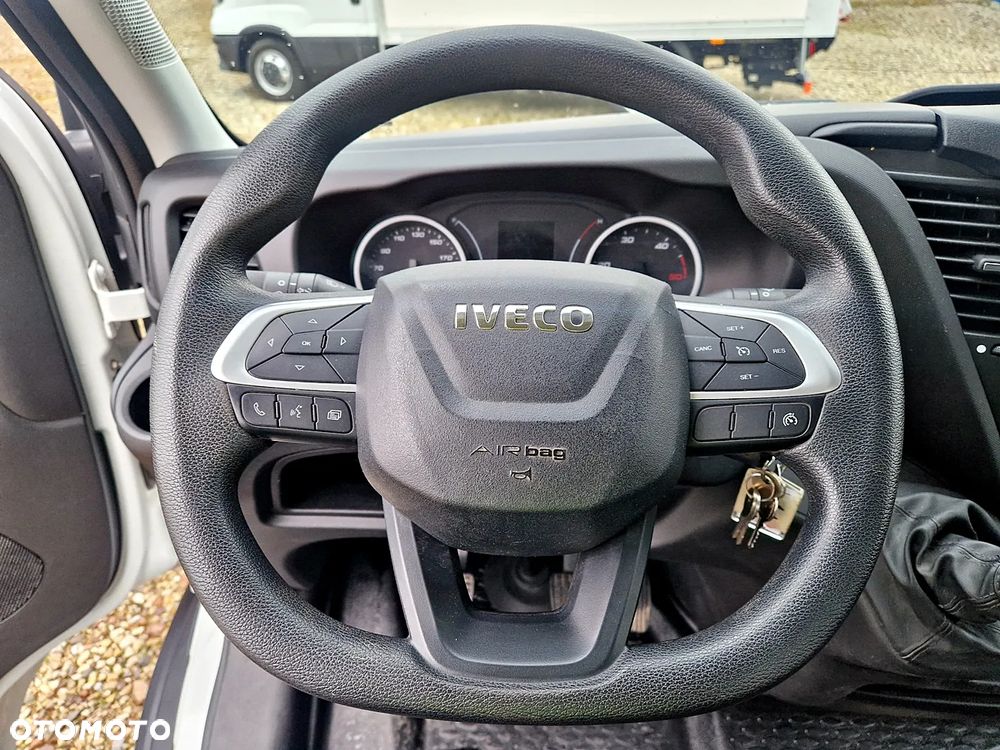 Iveco 35C16 - 19
