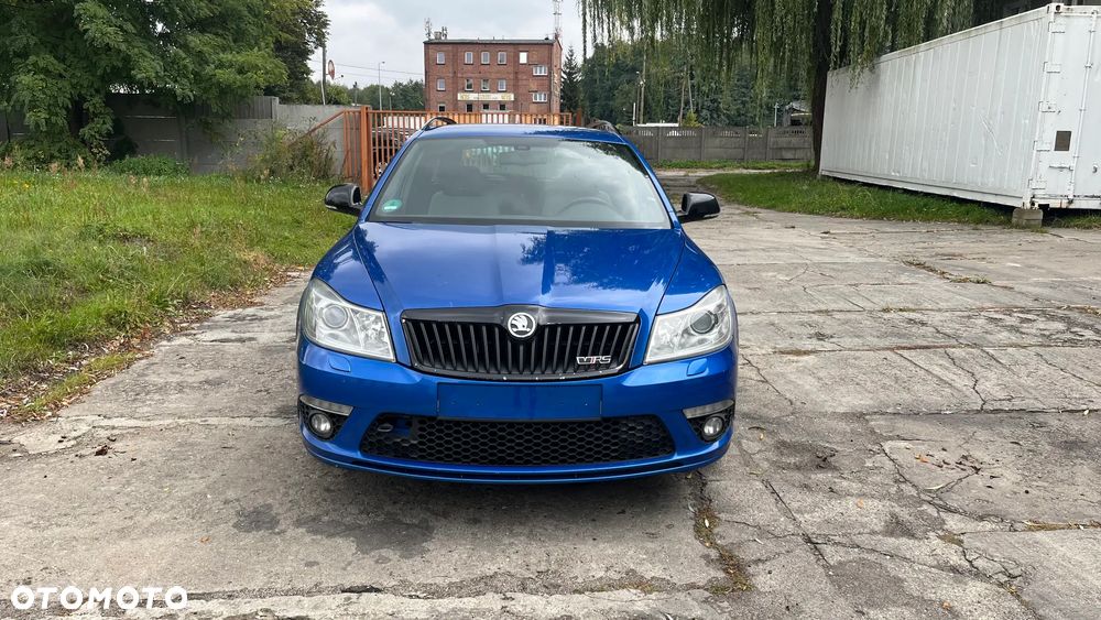 Skoda Octavia 2.0 TDI CR DPF RS - 10
