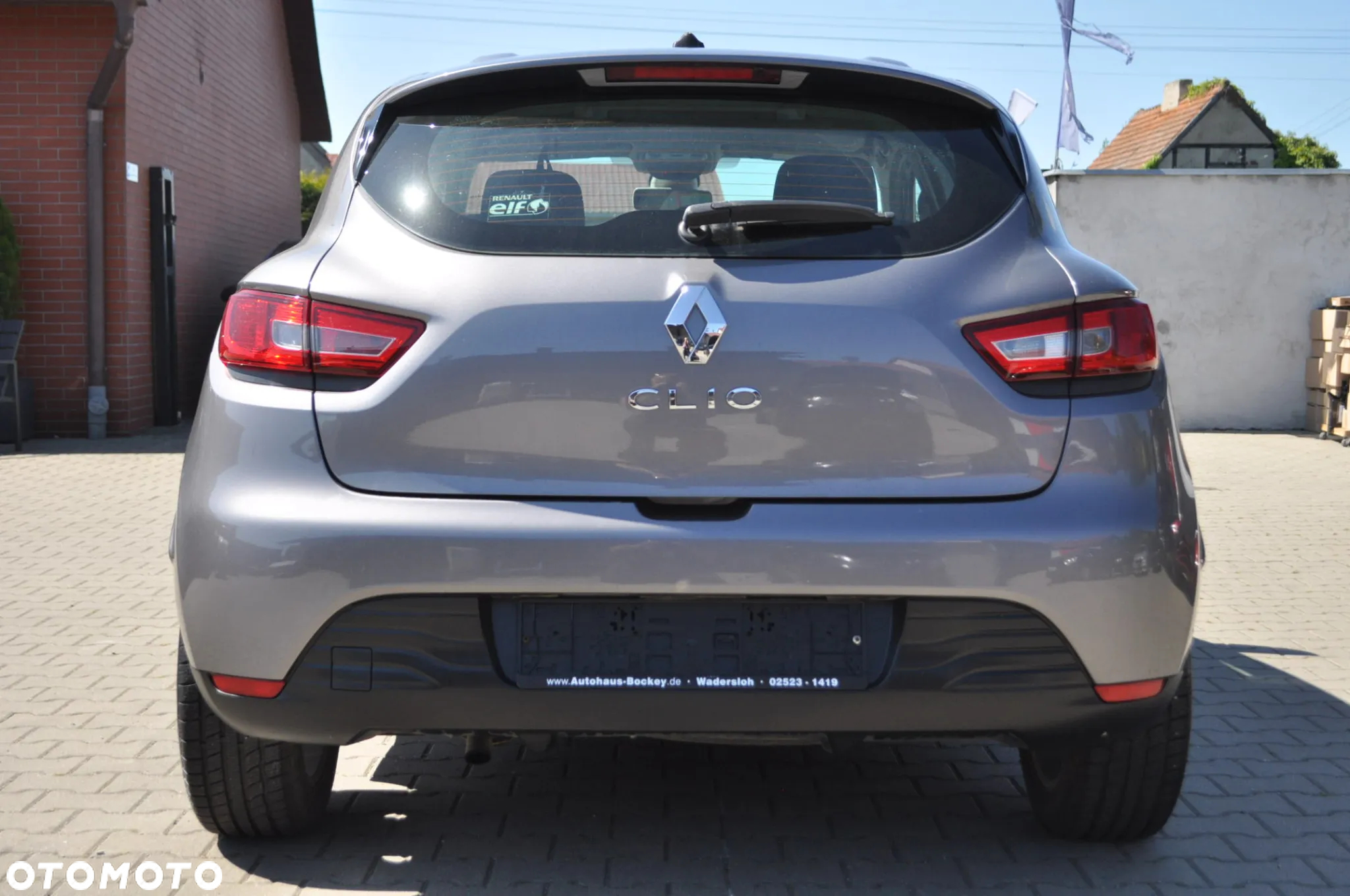 Renault Clio 1.2 16V Limited Plus - 26