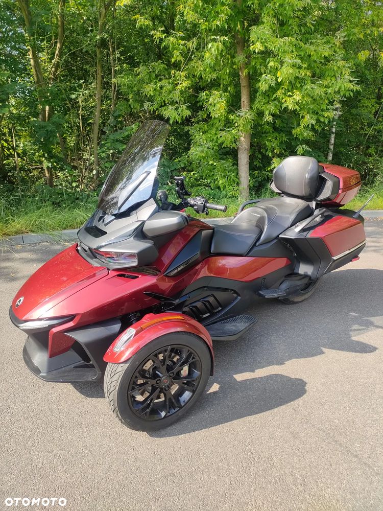 Can-Am Spyder - 8