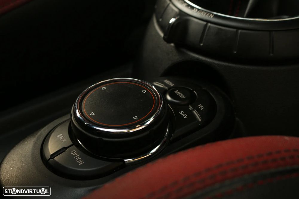 MINI 3 Portas John Cooper Works Auto Desportiva - 14