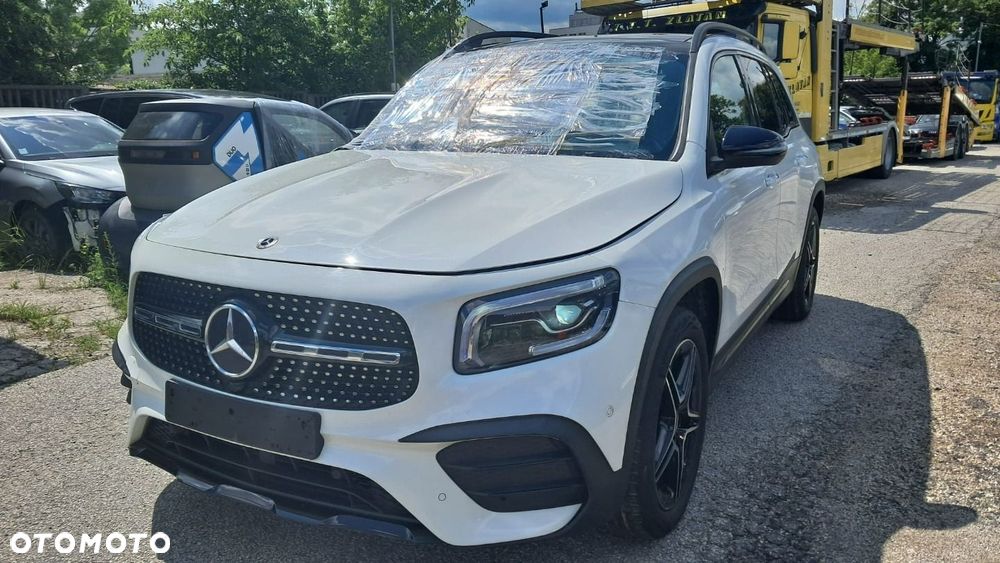 Mercedes-Benz GLB - 7