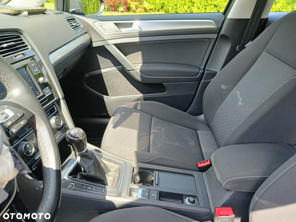 Volkswagen Golf 1.0 TSI OPF - 14