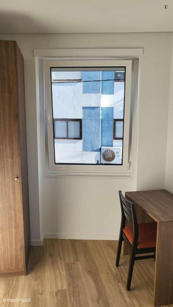 Quarto - localizado em Águas Santas Porto - Grande imagem: 2/10