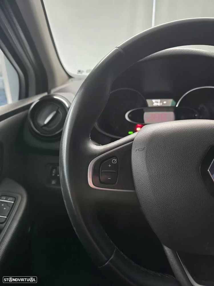 Renault Clio 0.9 TCe Limited - 17