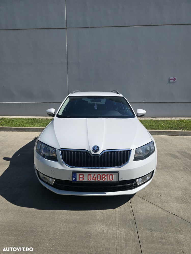 Skoda Octavia 2.0 TDI DSG Ambition - 2