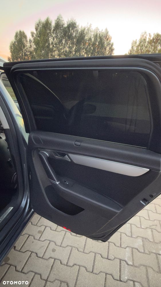 Volkswagen Passat - 17