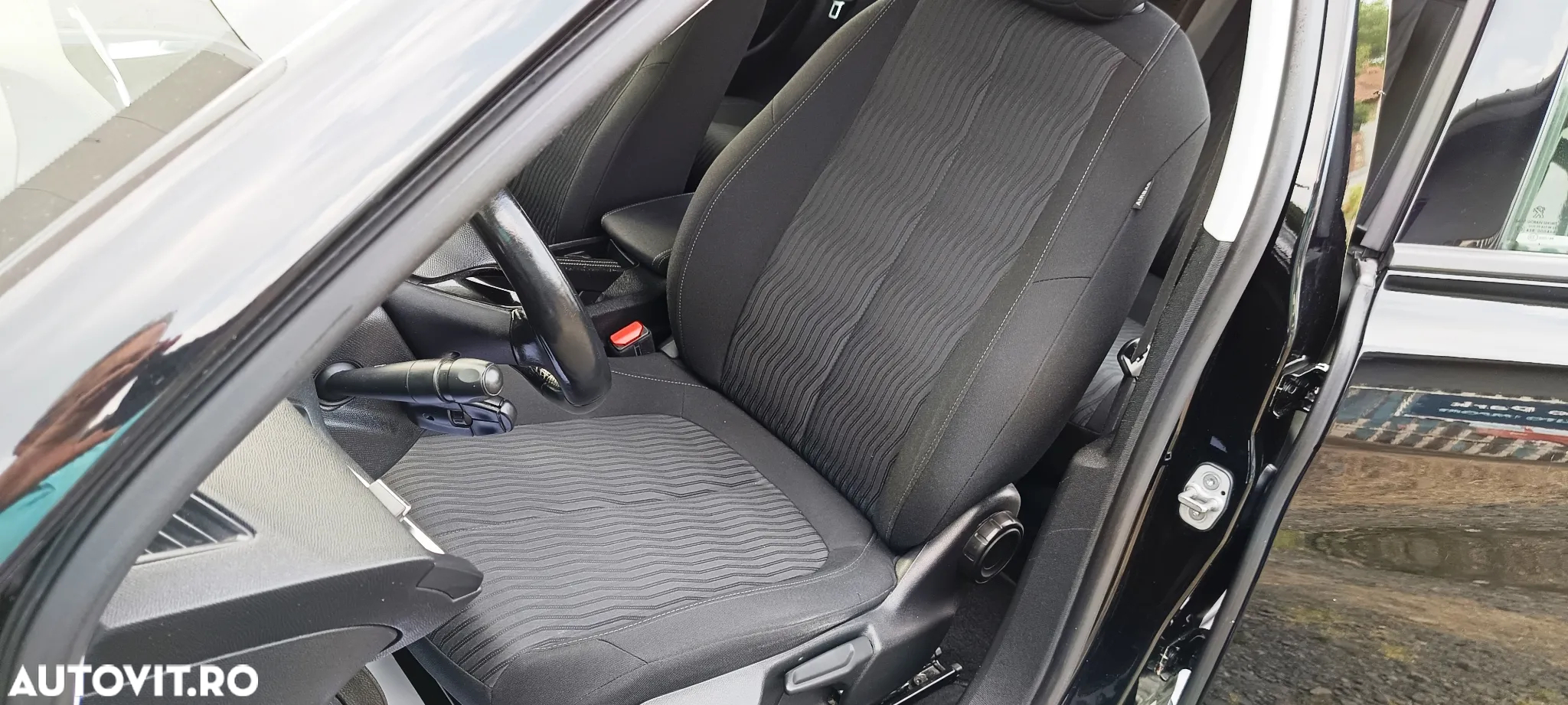 Peugeot 308 125 THP Allure - 25