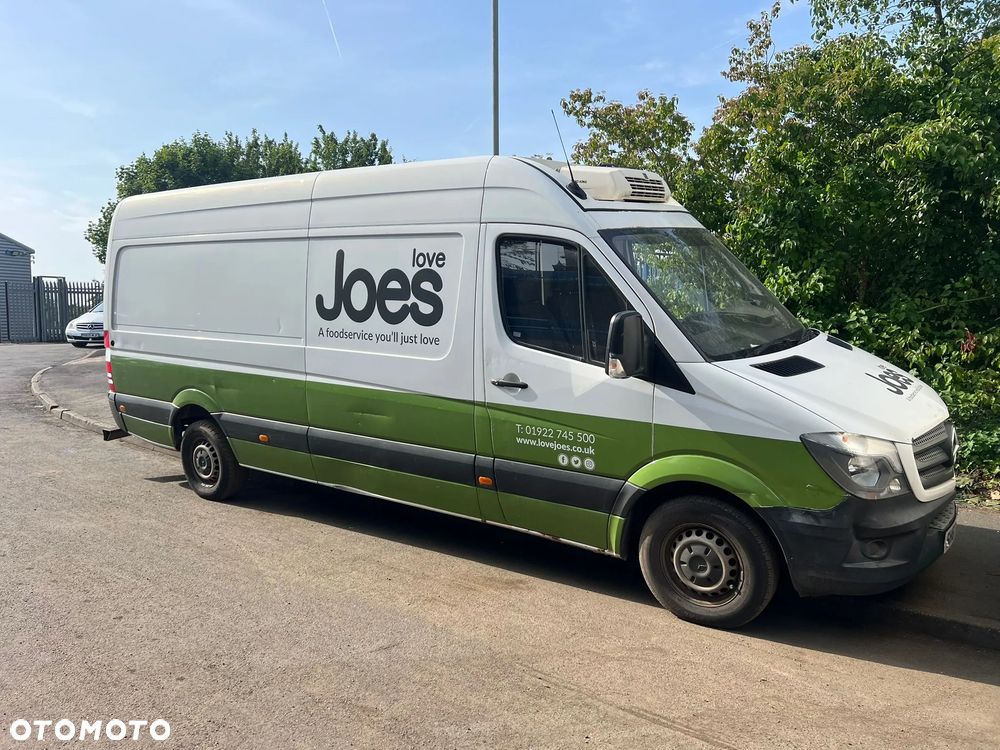 Mercedes-Benz Sprinter - 1