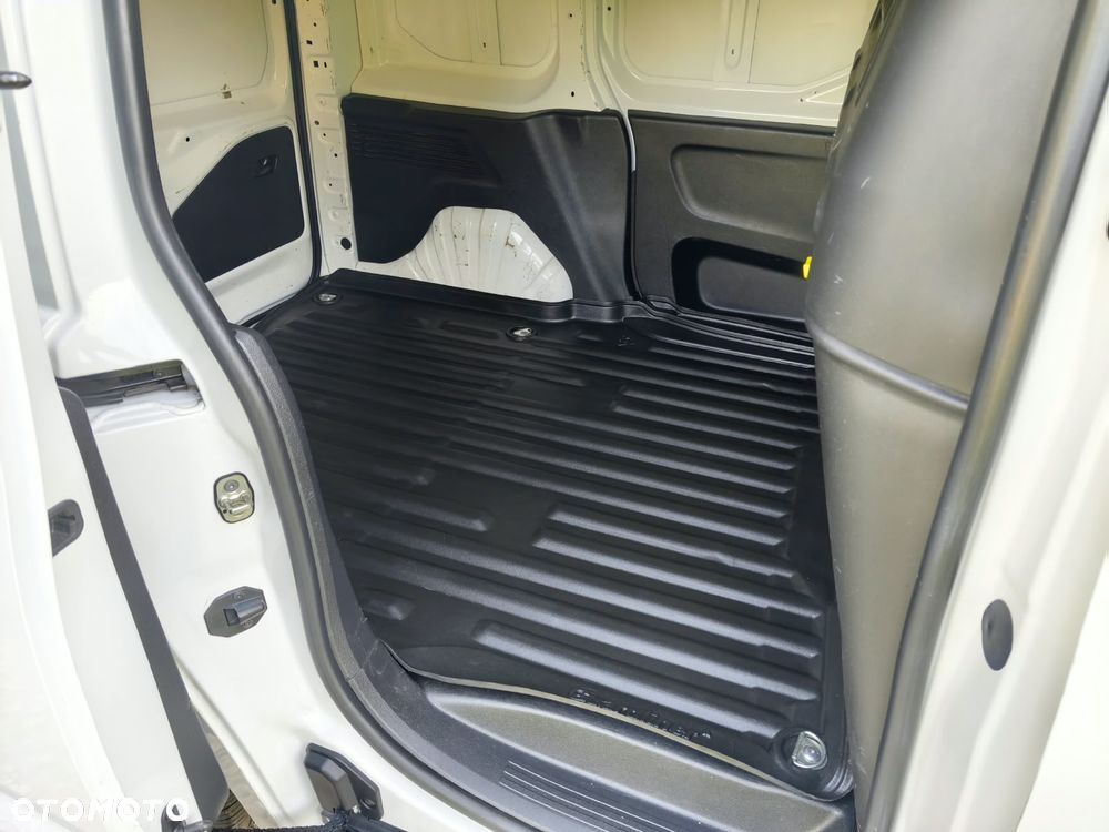 Toyota Proace City - 12