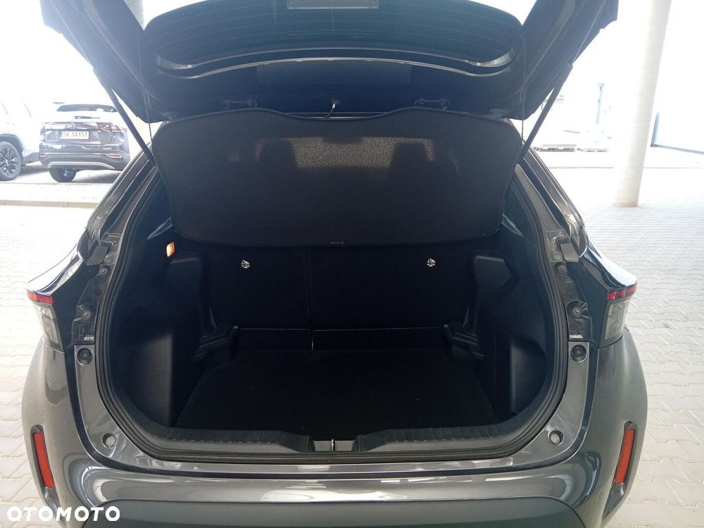 Toyota Yaris Cross - 13