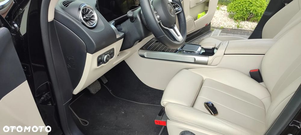 Mercedes-Benz GLB 200 d 4-Matic 8G-DCT - 32
