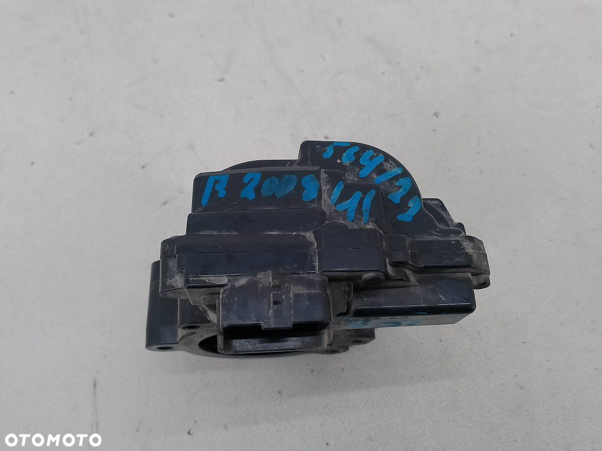 PRZEPUSTNICA PEUGEOT 207 SW V862419080 A2C38050700 1.4 16V - 3