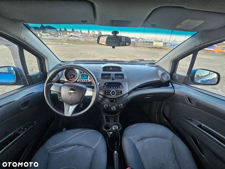 Chevrolet Spark 1.2 LT - 25