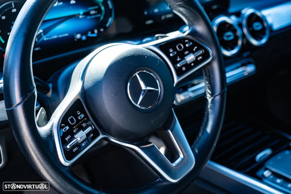 Mercedes-Benz GLB 180 d 8G-DCT Progressive - 31