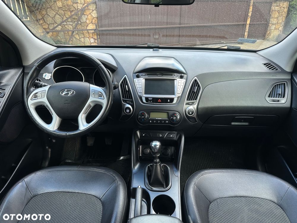 Hyundai ix35 1.7 CRDi Premium 2WD - 16