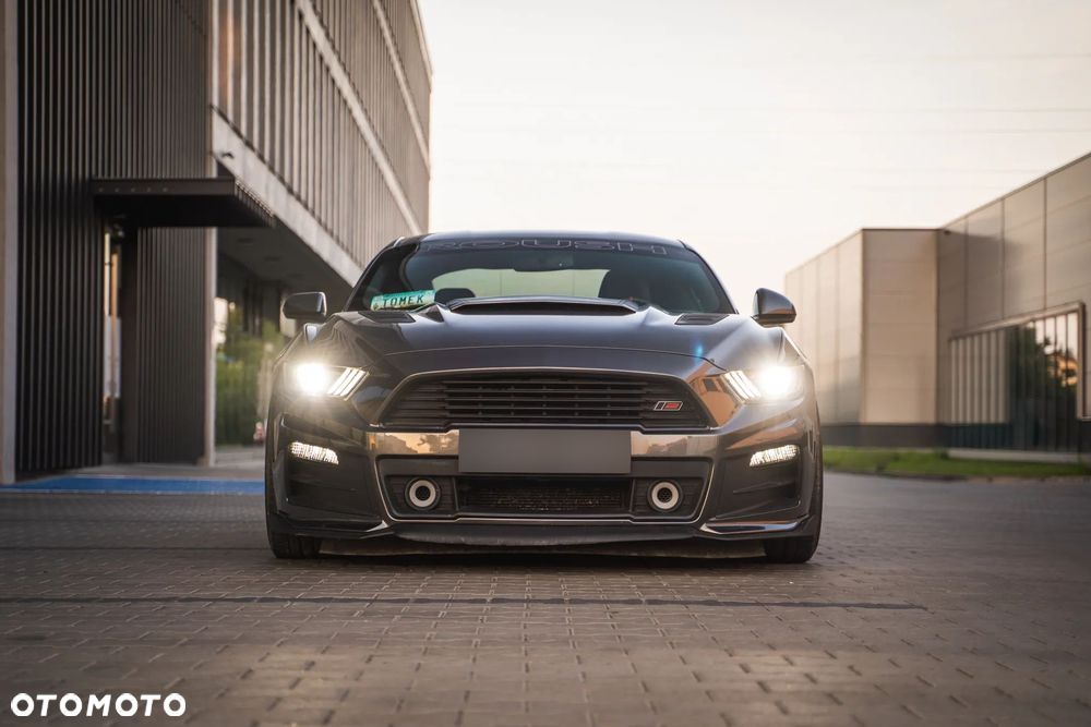 Ford Mustang 5.0 V8 GT - 13
