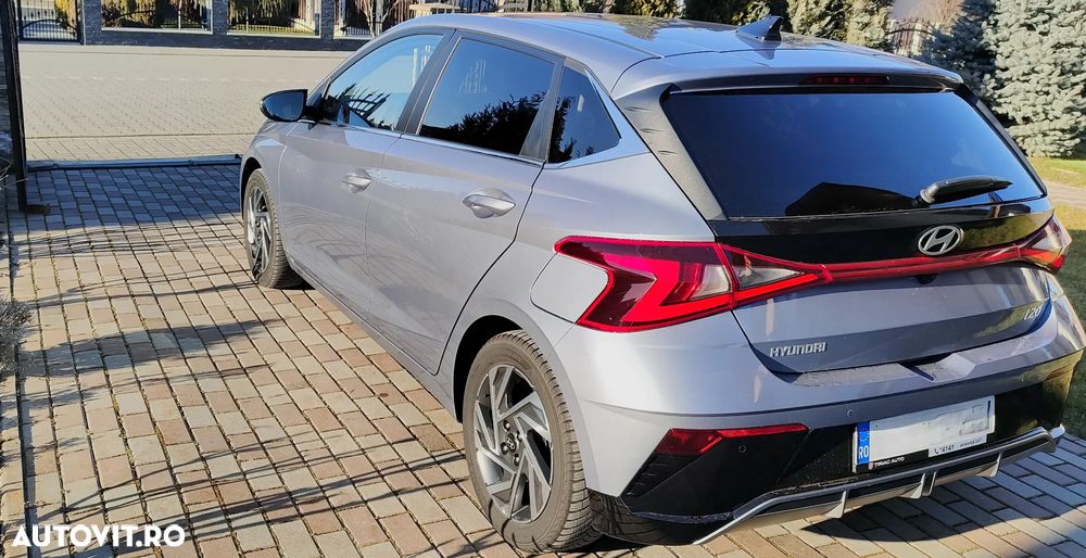 Hyundai i20 1.2 L 79CP 5DR Led Line - 4